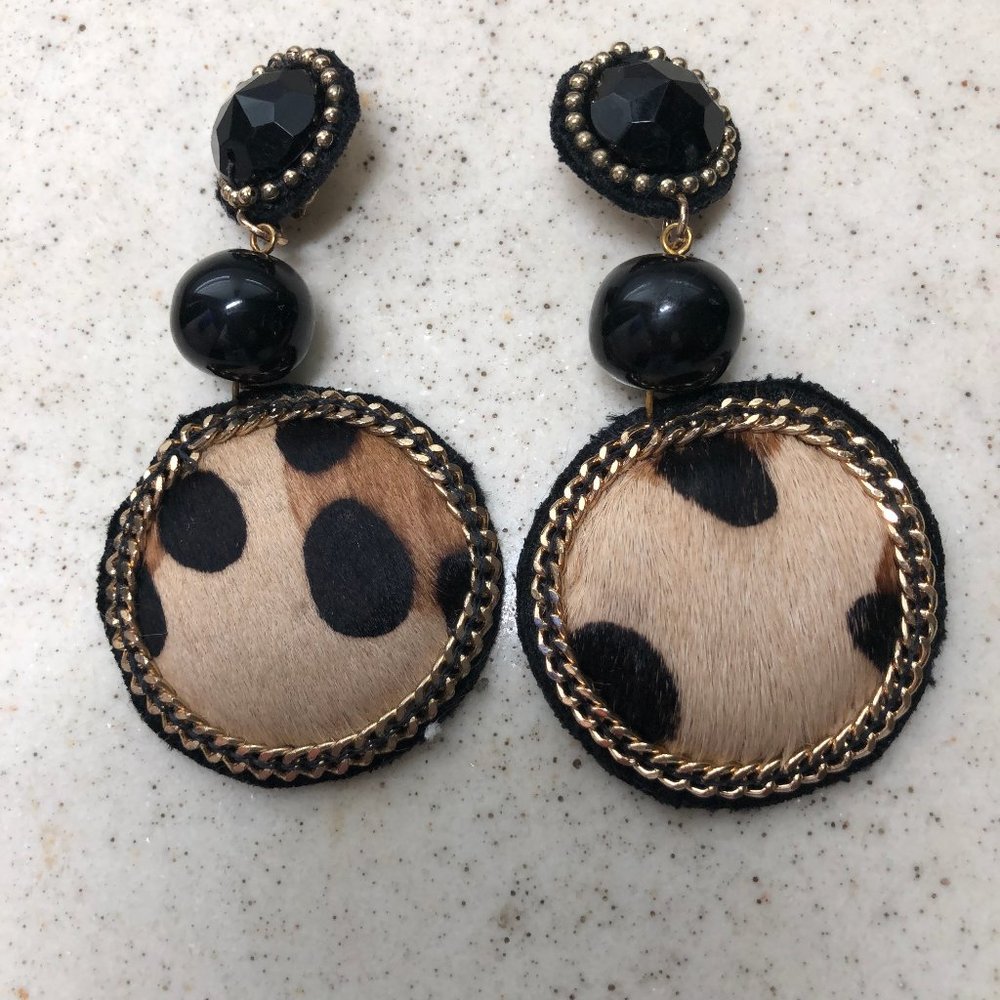 CHICO'S FAUX FUR CLIP EARRINGS